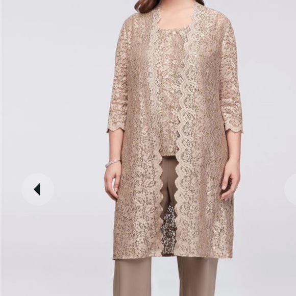 long lace jacket three-piece pantsuit - Picture 7 of 8